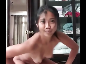 Cute Japanese Angel Kneeling Down to Deepthroat Big Pole