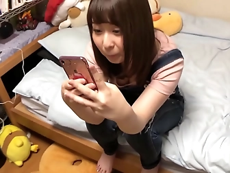 Sizzling Japanese Babe Shocks Self with Vibrator Orgasms Live Cam